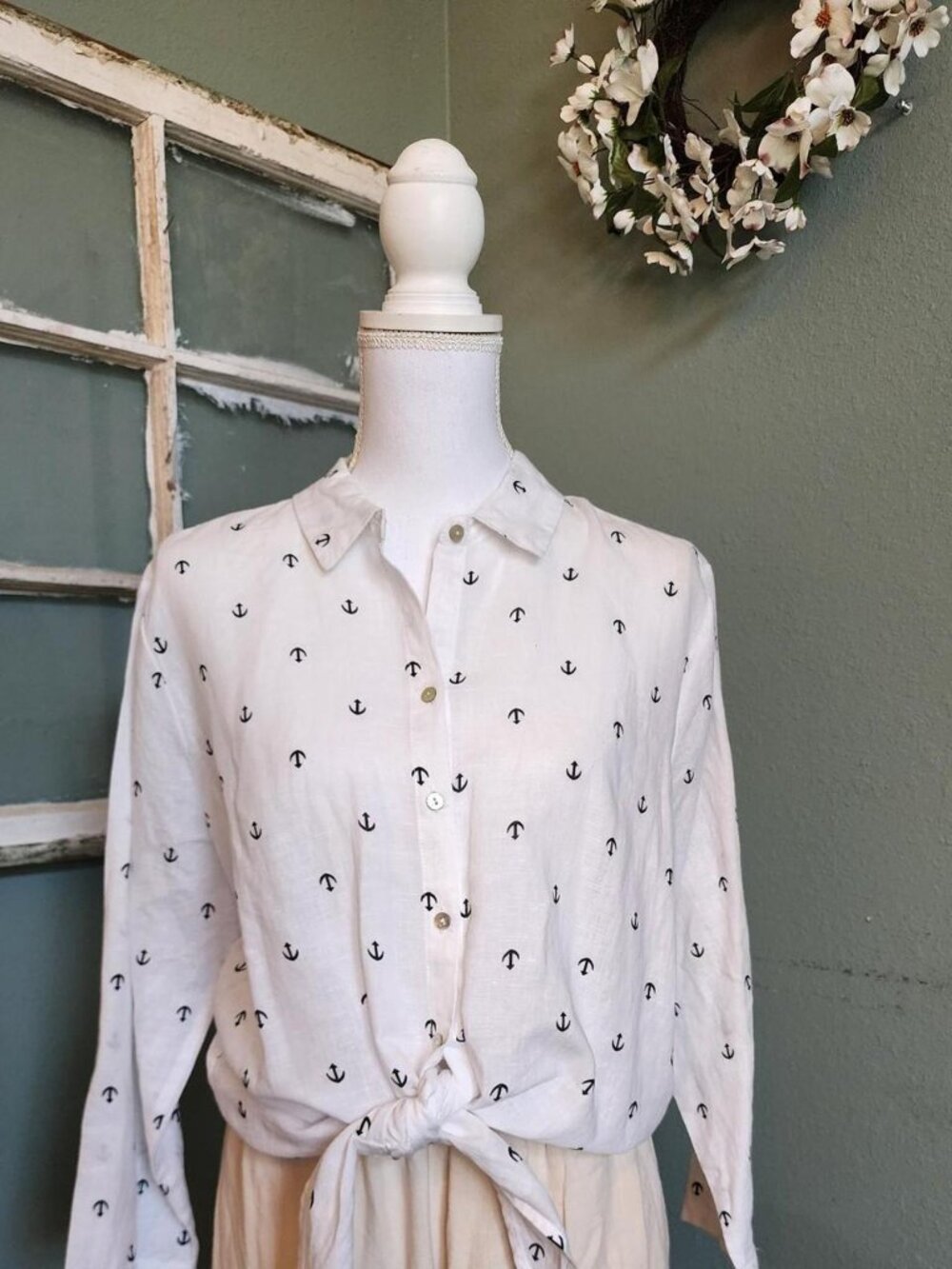 Women's White and Navy Anchor Button up tie Blouse Size Medium - Picture 7 of 8